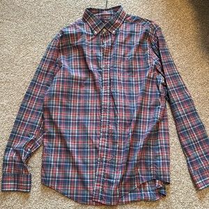 Vineyard Vines button down. Size L. Perfect condition.